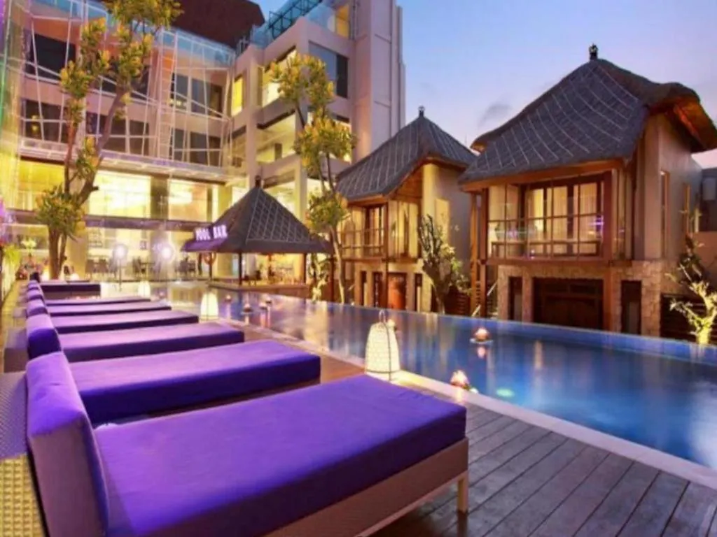 Hotel Grand Mega Resort & Spa Bali Kuta